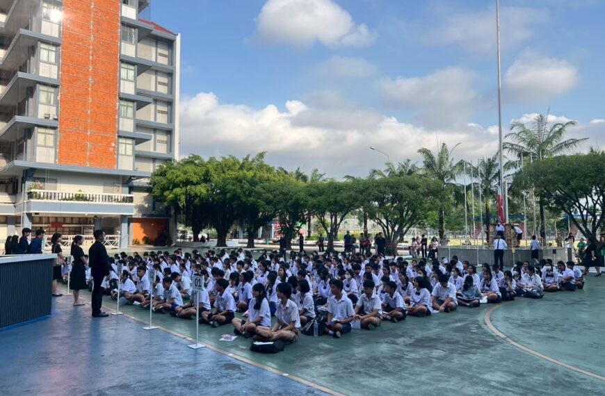 สอบคัดเลือกนัก…